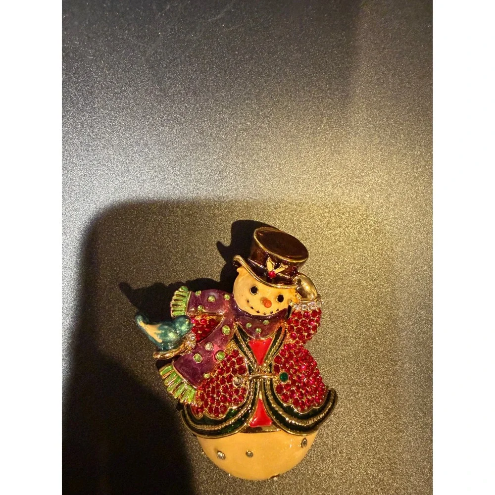 Vintage Style Christmas Snowman Brooch Rhinestone Enamel Holiday Pin Gold Tone